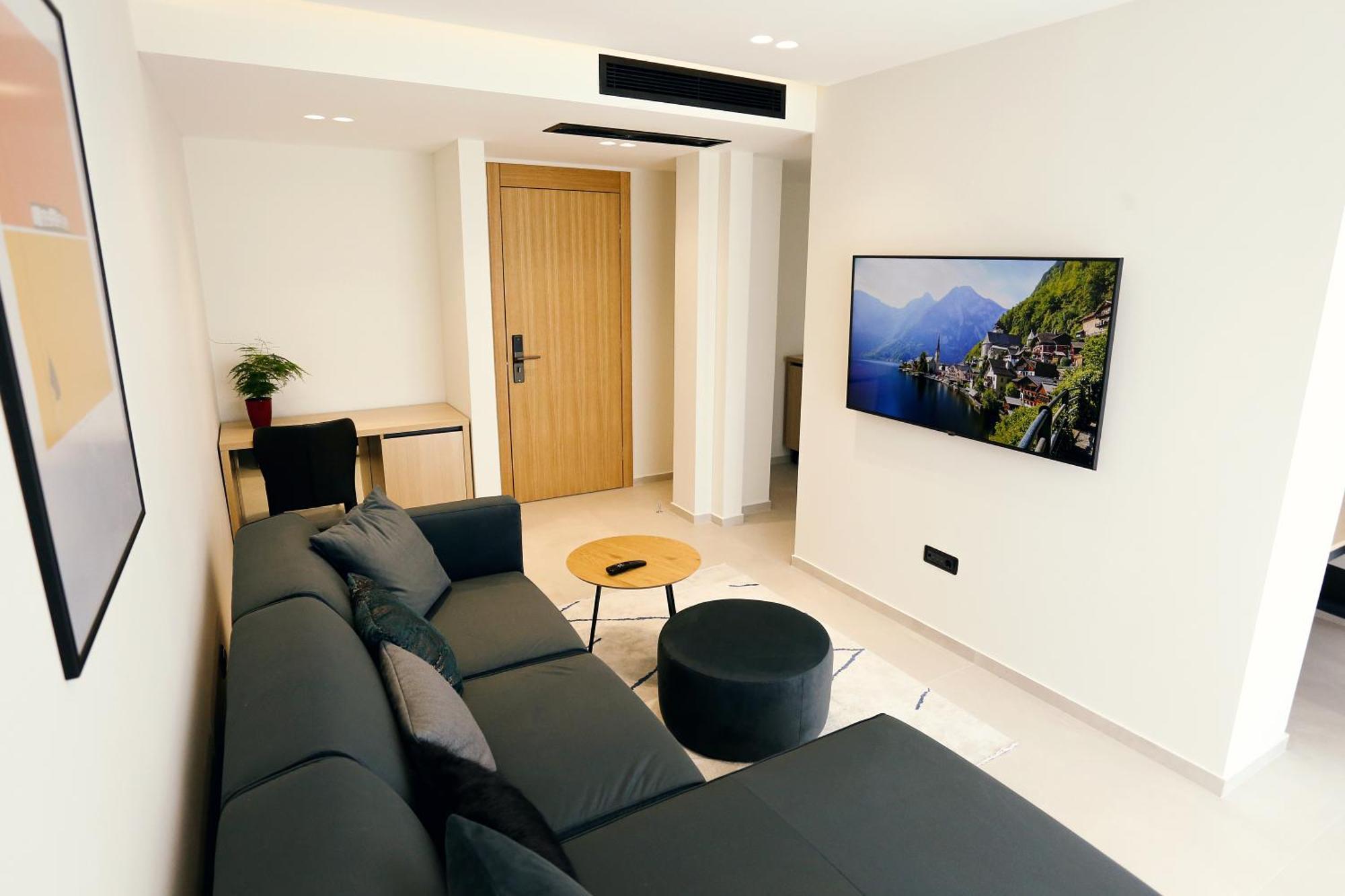 Hotel 12 Gjakova Екстериор снимка